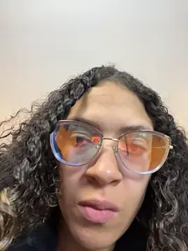 Snapshot of Hanna_Cornee_ chatting on November 30, 2025, 1:12 pm Hanna Cornee online show from November 30, 2025, 1:12 pm