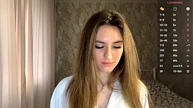 Snapshot of miainheat chatting on December 3, 2025, 8:58 am miainheat online show from December 3, 2025, 8:58 am