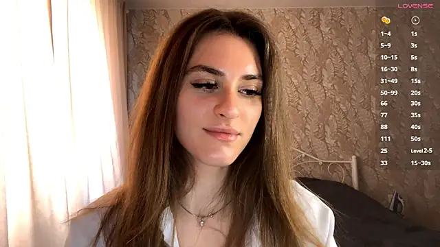 Snapshot of miainheat chatting on October 8, 2025, 8:38 am miainheat online show from October 8, 2025, 8:38 am