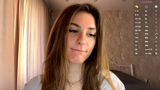 Snapshot of miainheat chatting on October 7, 2025, 8:04 am miainheat online show from October 7, 2025, 8:04 am