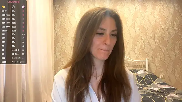 Snapshot of miainheat chatting on November 28, 2025, 10:48 am miainheat online show from November 28, 2025, 10:48 am