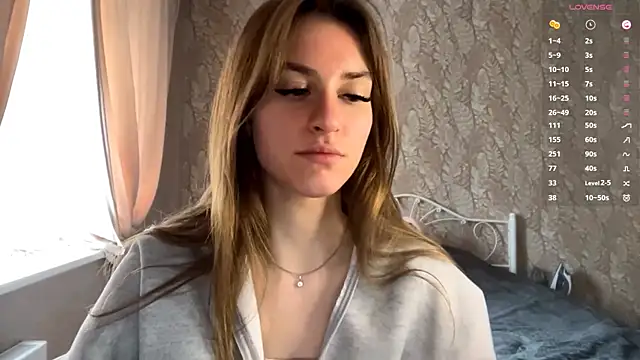 Snapshot of miainheat chatting on September 16, 2025, 8:26 am miainheat online show from September 16, 2025, 8:26 am