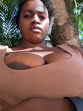 Snapshot of darle_volant chatting on June 21, 2026, 2:34 pm darle volant online show from June 21, 2026, 2:34 pm
