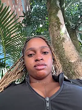Snapshot of darle_volant chatting on May 31, 2026, 2:12 pm darle volant online show from May 31, 2026, 2:12 pm