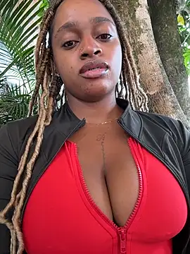 Snapshot of darle_volant chatting on June 3, 2026, 1:56 pm darle volant online show from June 3, 2026, 1:56 pm