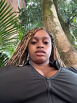 Snapshot of darle_volant chatting on June 26, 2026, 1:17 pm darle volant online show from June 26, 2026, 1:17 pm