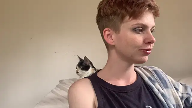 Snapshot of nyxofempusa chatting on February 22, 2026, 4:30 pm nyxofempusa online show from February 22, 2026, 4:30 pm