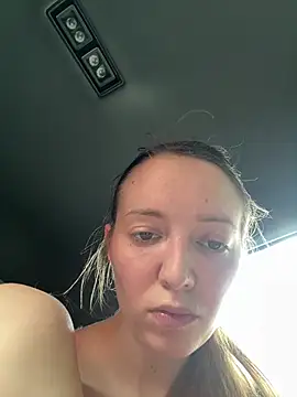 Snapshot of FayeFlame chatting on June 3, 2026, 1:01 pm FayeFlame online show from June 3, 2026, 1:01 pm