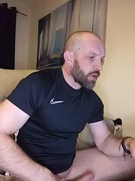 Snapshot of Andrewjames8391 chatting on March 5, 2026, 7:10 pm Andrewjames8391 online show from March 5, 2026, 7:10 pm