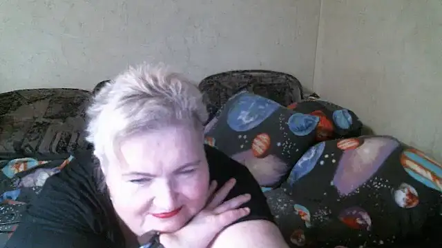 Snapshot of Lana555 chatting on June 11, 2026, 9:45 pm Lana555 online show from June 11, 2026, 9:45 pm