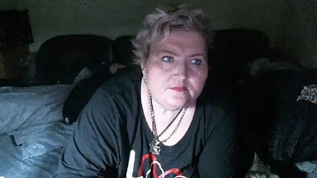 Snapshot of Lana555 chatting on November 10, 2025, 1:21 am Lana555 online show from November 10, 2025, 1:21 am