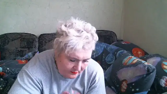 Snapshot of Lana555 chatting on October 12, 2025, 12:06 pm Lana555 online show from October 12, 2025, 12:06 pm