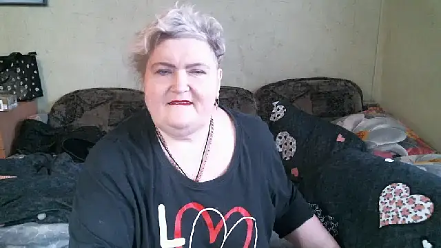 Snapshot of Lana555 chatting on November 6, 2025, 12:31 pm Lana555 online show from November 6, 2025, 12:31 pm