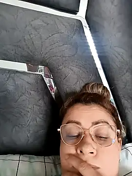 Asuna yuuky online show from October 18, 2025, 11:34 am