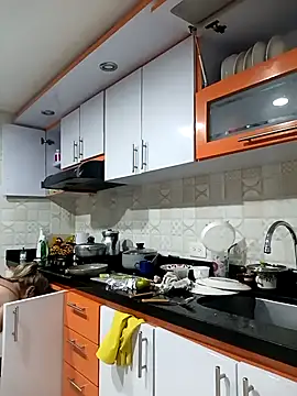 Asuna yuuky online show from December 5, 2025, 10:25 am