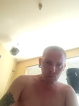 piercingpik online show from June 25, 2026, 9:58 am