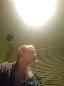 piercingpik online show from March 10, 2026, 10:47 pm