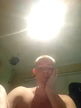 piercingpik online show from June 21, 2026, 10:15 pm