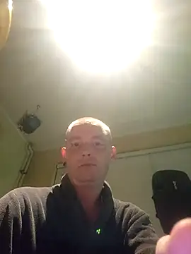 piercingpik online show from June 13, 2026, 8:40 pm