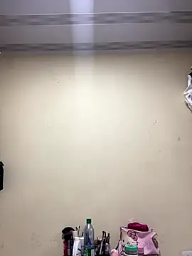 Vliacoooper2 online show from November 21, 2025, 12:59 pm