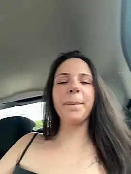 Snapshot of Lady_LauraRose chatting on November 6, 2025, 2:43 pm Lady LauraRose online show from November 6, 2025, 2:43 pm