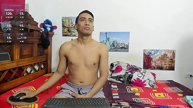 Snapshot of Roxana_Tony chatting on December 3, 2025, 2:23 am Roxana Tony online show from December 3, 2025, 2:23 am