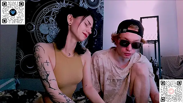 Snapshot of poisondevotion chatting on November 2, 2025, 10:09 am poisondevotion online show from November 2, 2025, 10:09 am