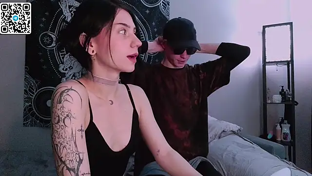 Snapshot of poisondevotion chatting on October 11, 2025, 11:33 am poisondevotion online show from October 11, 2025, 11:33 am