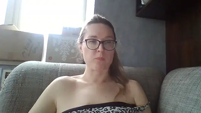 Snapshot of Jugira chatting on June 12, 2026, 4:16 pm Jugira online show from June 12, 2026, 4:16 pm
