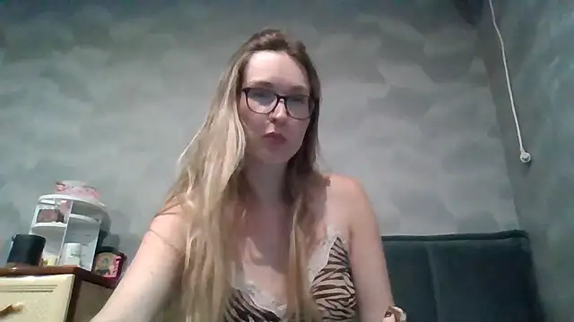 Jugira online show from November 22, 2025, 11:14 pm