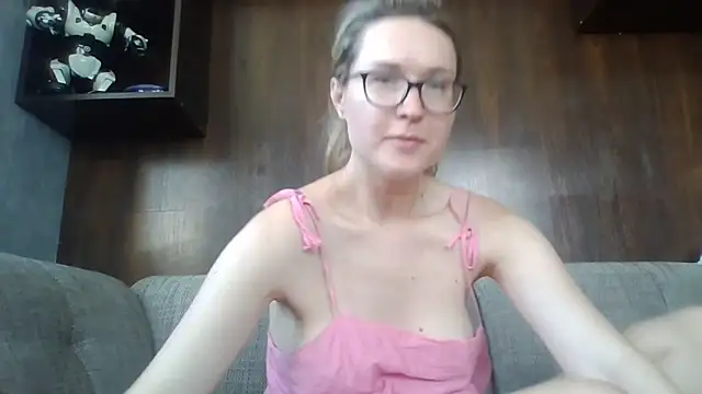 Snapshot of Jugira chatting on June 20, 2026, 12:10 pm Jugira online show from June 20, 2026, 12:10 pm