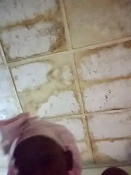 Snapshot of RFeltomWhitJ chatting on November 18, 2025, 11:15 pm RFeltomWhitJ online show from November 18, 2025, 11:15 pm