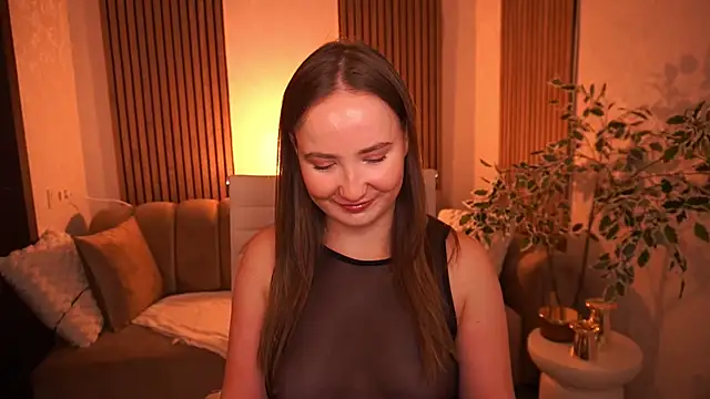 Snapshot of SofieBloom chatting on August 1, 2026, 9:46 pm SofieBloom online show from August 1, 2026, 9:46 pm