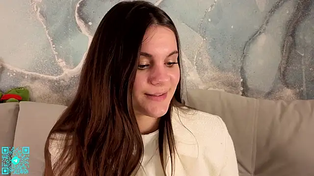 Snapshot of chloemilka chatting on April 28, 2026, 6:34 pm chloemilka online show from April 28, 2026, 6:34 pm