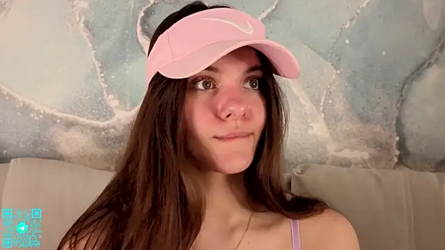 Snapshot of chloemilka chatting on April 19, 2026, 5:47 pm chloemilka online show from April 19, 2026, 5:47 pm