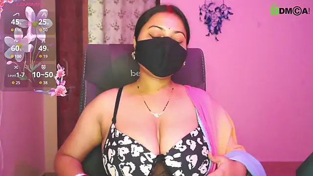 SassyWildCouple online show from July 17, 2026, 12:02 pm