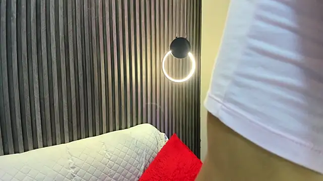 biancaa 18 online show from October 9, 2025, 7:25 pm