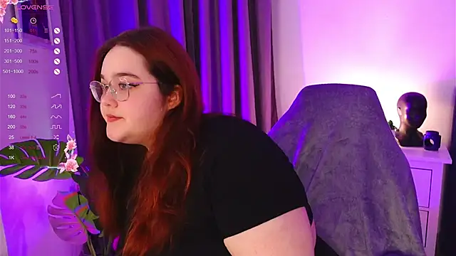 Snapshot of Neko_Moor chatting on November 28, 2025, 8:42 pm Neko Moor online show from November 28, 2025, 8:42 pm