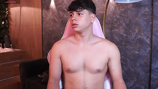 Snapshot of Ethan_occonor chatting on November 23, 2025, 2:10 am Ethan occonor online show from November 23, 2025, 2:10 am