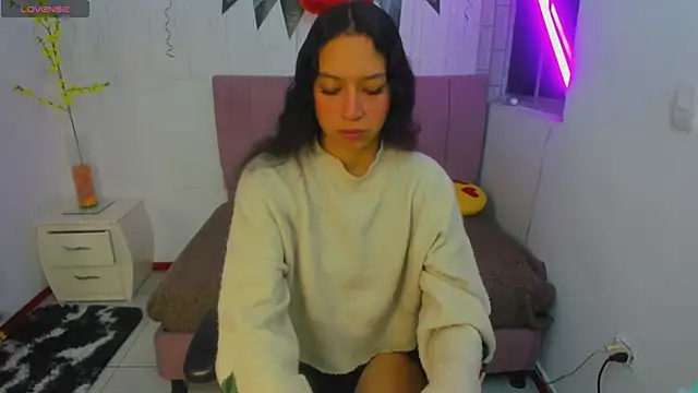 Snapshot of anna_moon11 chatting on October 17, 2025, 4:38 am anna moon11 online show from October 17, 2025, 4:38 am