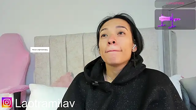 juliettaa 1 online show from March 22, 2026, 10:33 pm