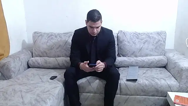 Snapshot of Victor_Maitland chatting on October 2, 2025, 8:12 pm Victor Maitland online show from October 2, 2025, 8:12 pm