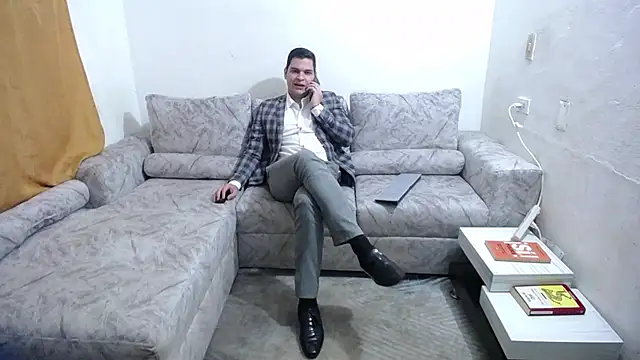 Snapshot of Victor_Maitland chatting on October 26, 2025, 8:20 pm Victor Maitland online show from October 26, 2025, 8:20 pm