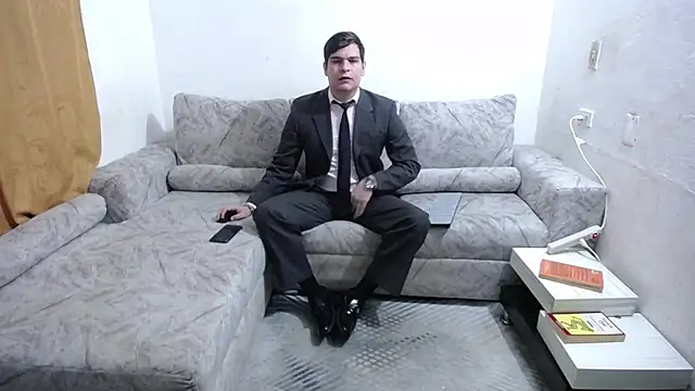 Snapshot of Victor_Maitland chatting on July 25, 2026, 3:47 am Victor Maitland online show from July 25, 2026, 3:47 am