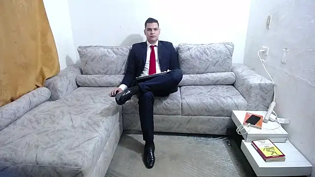 Snapshot of Victor_Maitland chatting on November 11, 2025, 3:34 am Victor Maitland online show from November 11, 2025, 3:34 am