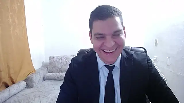 Snapshot of Victor_Maitland chatting on December 2, 2025, 3:41 am Victor Maitland online show from December 2, 2025, 3:41 am