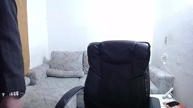 Snapshot of Victor_Maitland chatting on July 29, 2026, 3:50 am Victor Maitland online show from July 29, 2026, 3:50 am