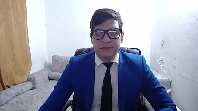 Snapshot of Victor_Maitland chatting on July 7, 2026, 9:07 pm Victor Maitland online show from July 7, 2026, 9:07 pm