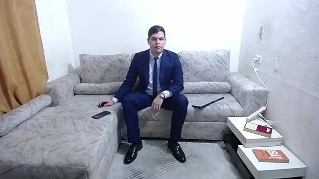 Snapshot of Victor_Maitland chatting on June 24, 2026, 4:00 am Victor Maitland online show from June 24, 2026, 4:00 am