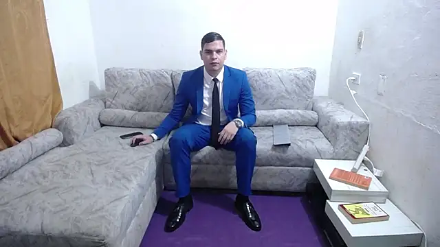 Victor Maitland online show from May 7, 2026, 3:33 am